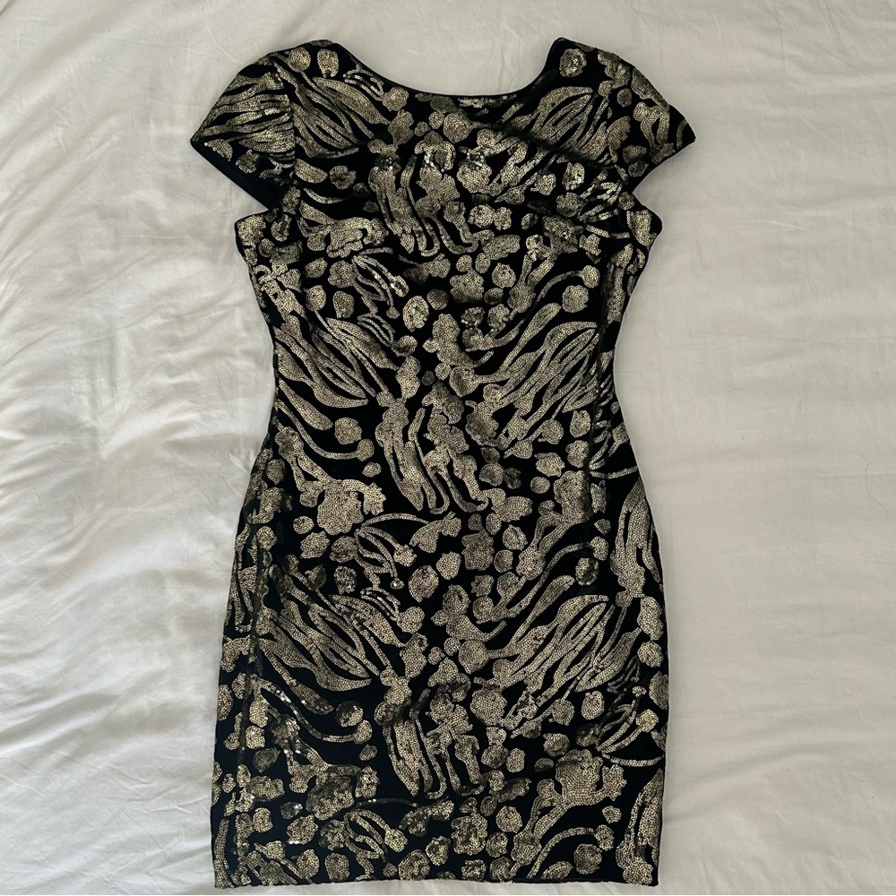 NWT Dress the Population Black and Gold Sequin Dress